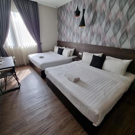 The Square Hotel Skudai Exteriér fotografie